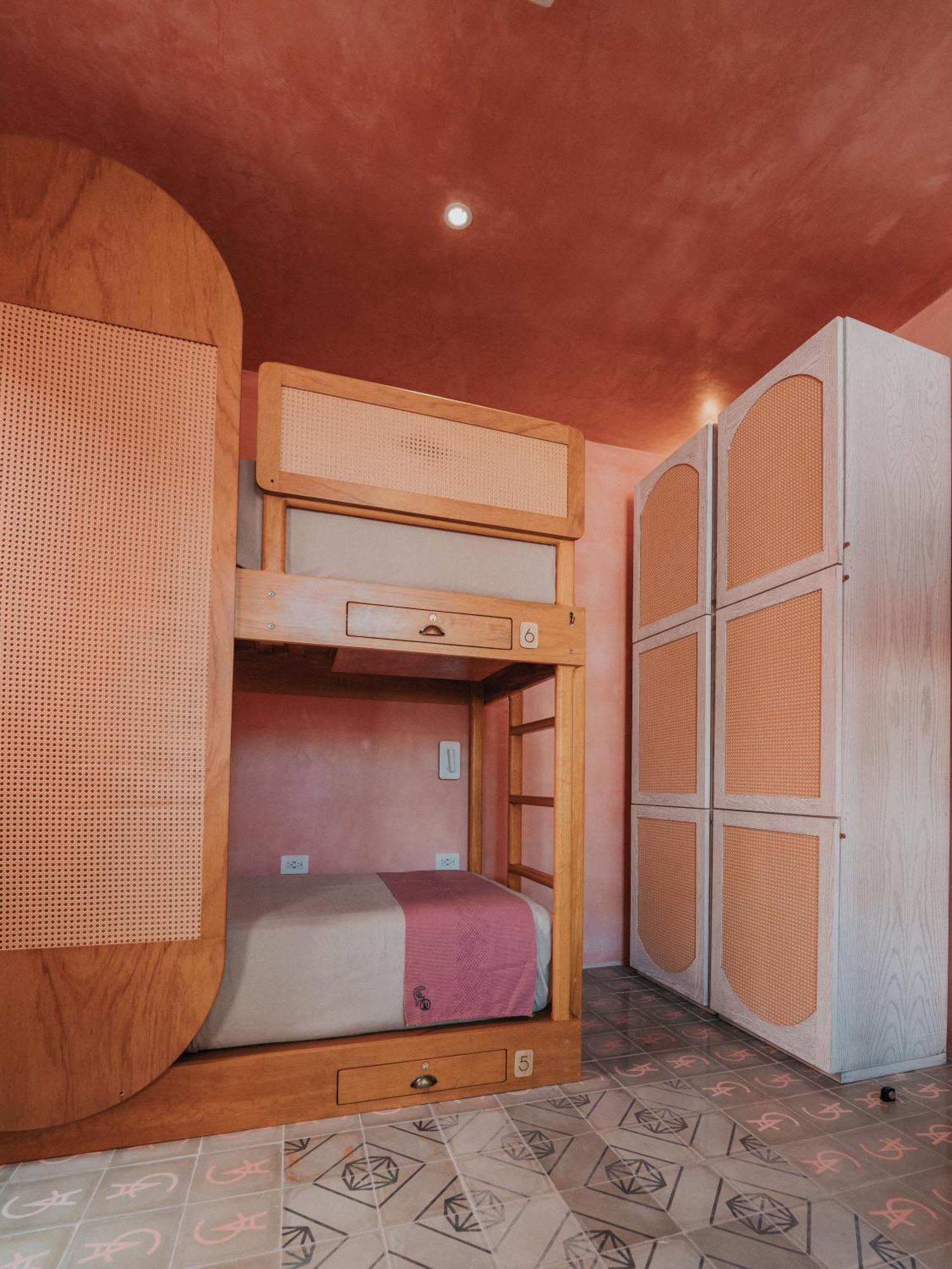 Casa Amate 61 Boutique Hostel Меріда Екстер'єр фото