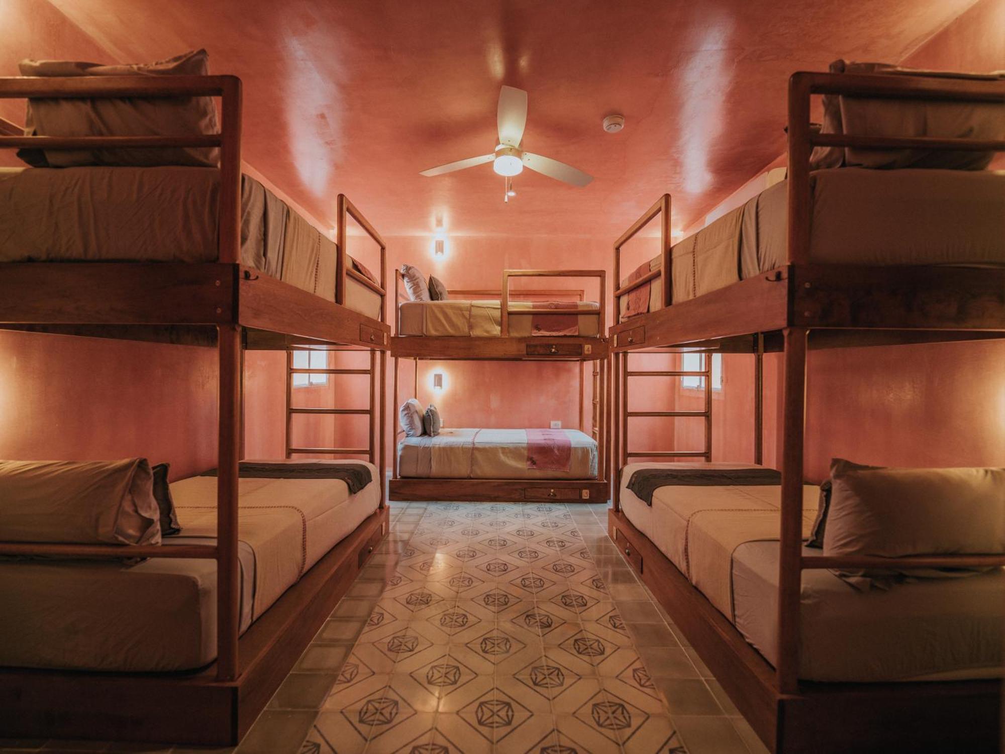 Casa Amate 61 Boutique Hostel Меріда Екстер'єр фото